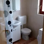 Ema Apartment *